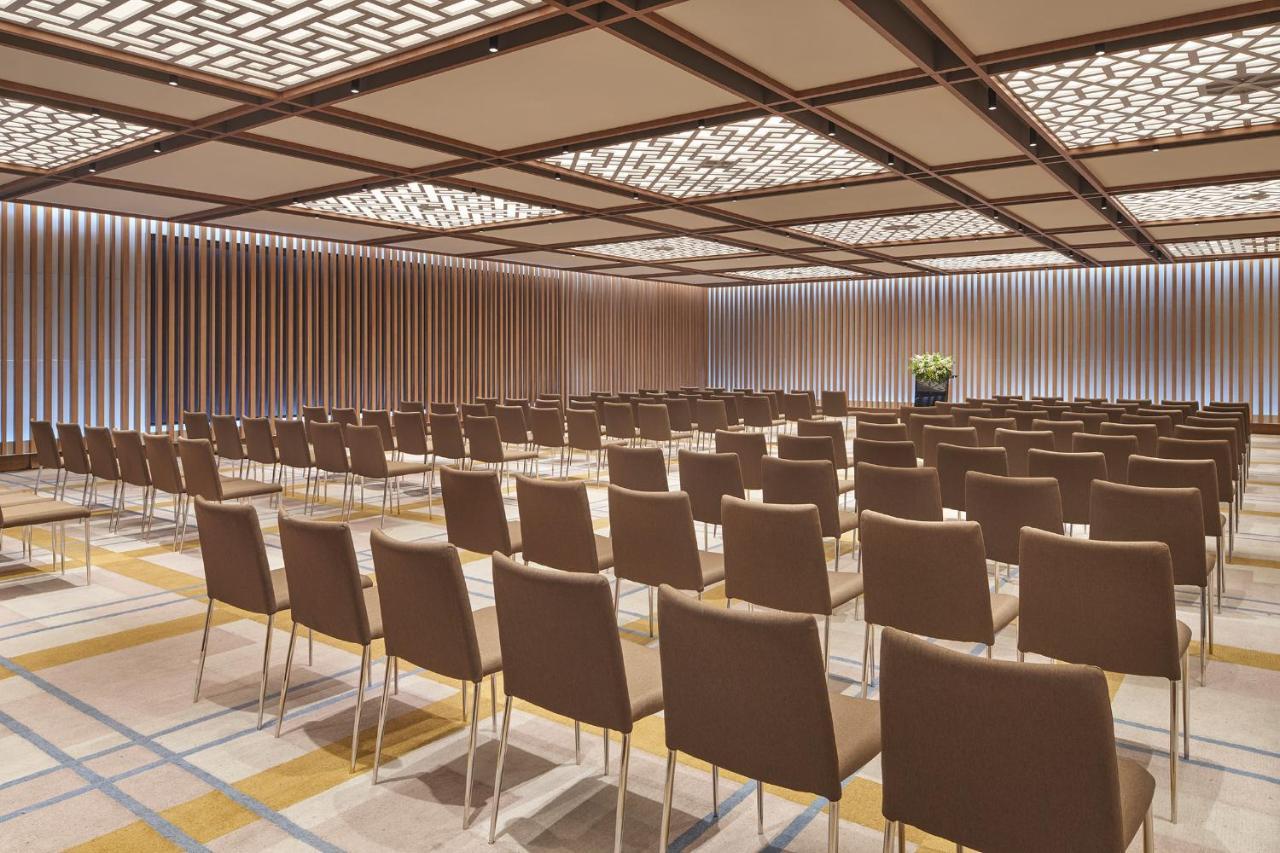 Hyatt Regency Metropolitan Chongqing Hotel Exterior photo