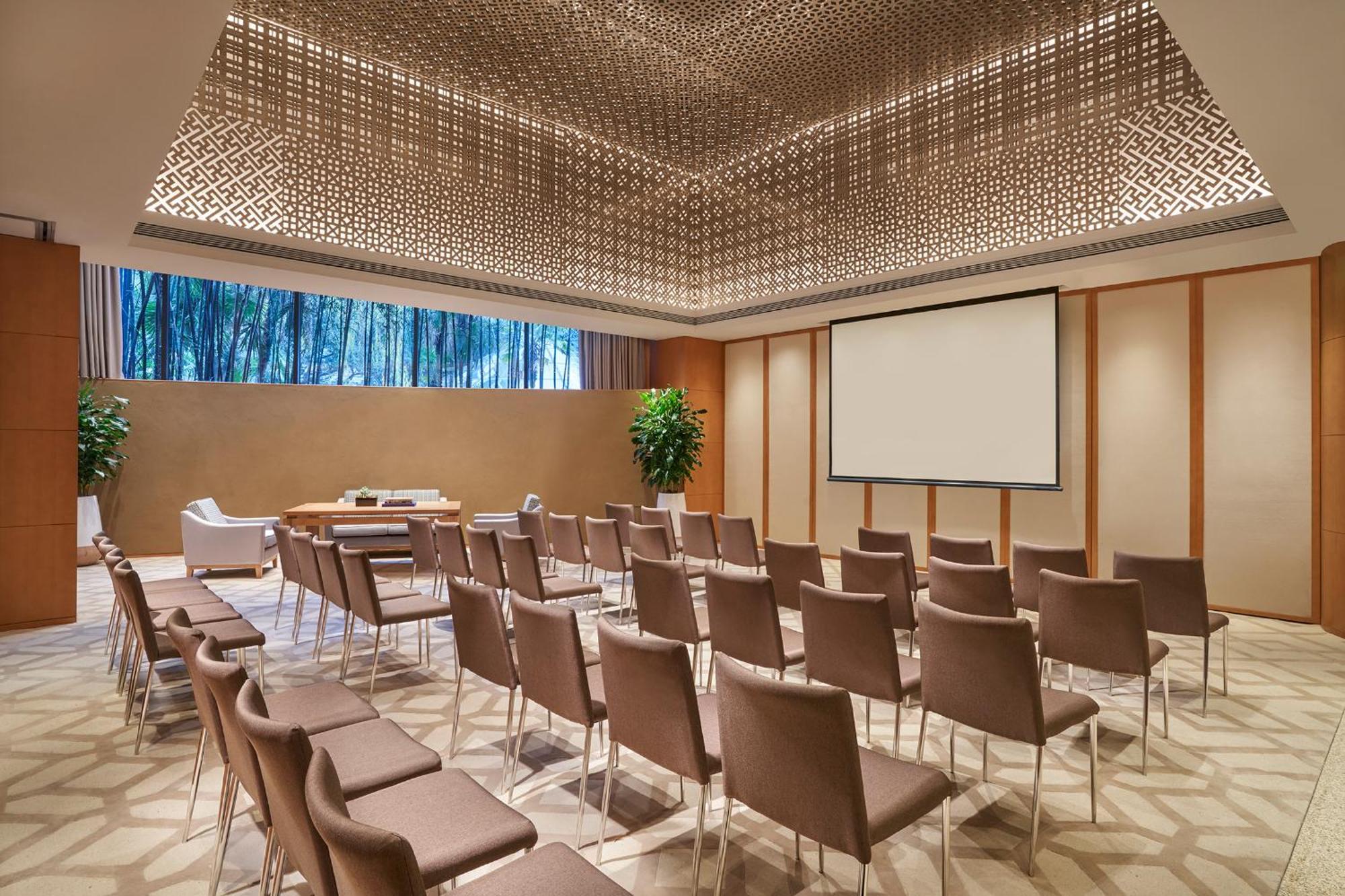 Hyatt Regency Metropolitan Chongqing Hotel Exterior photo