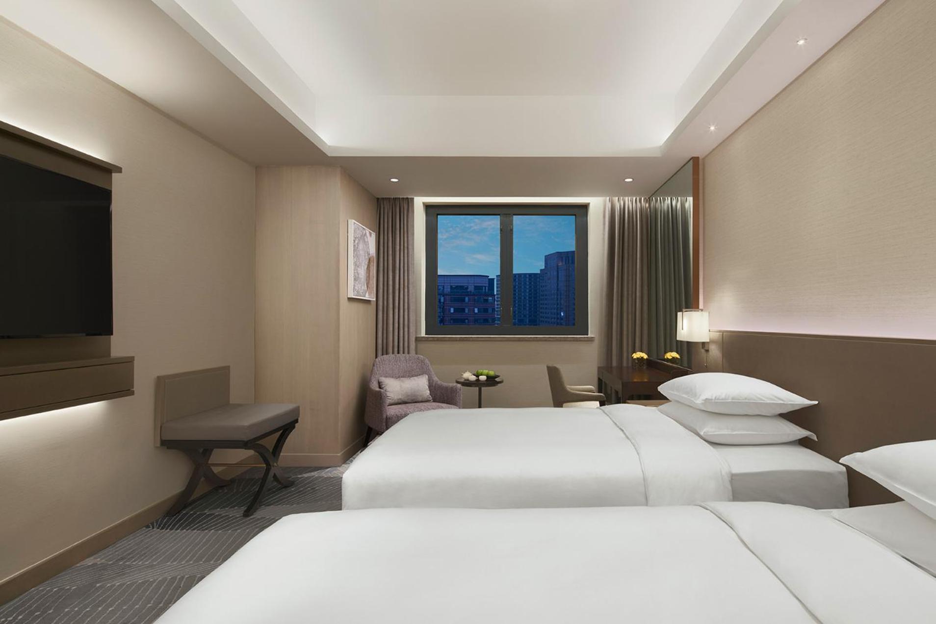 Hyatt Regency Metropolitan Chongqing Hotel Exterior photo