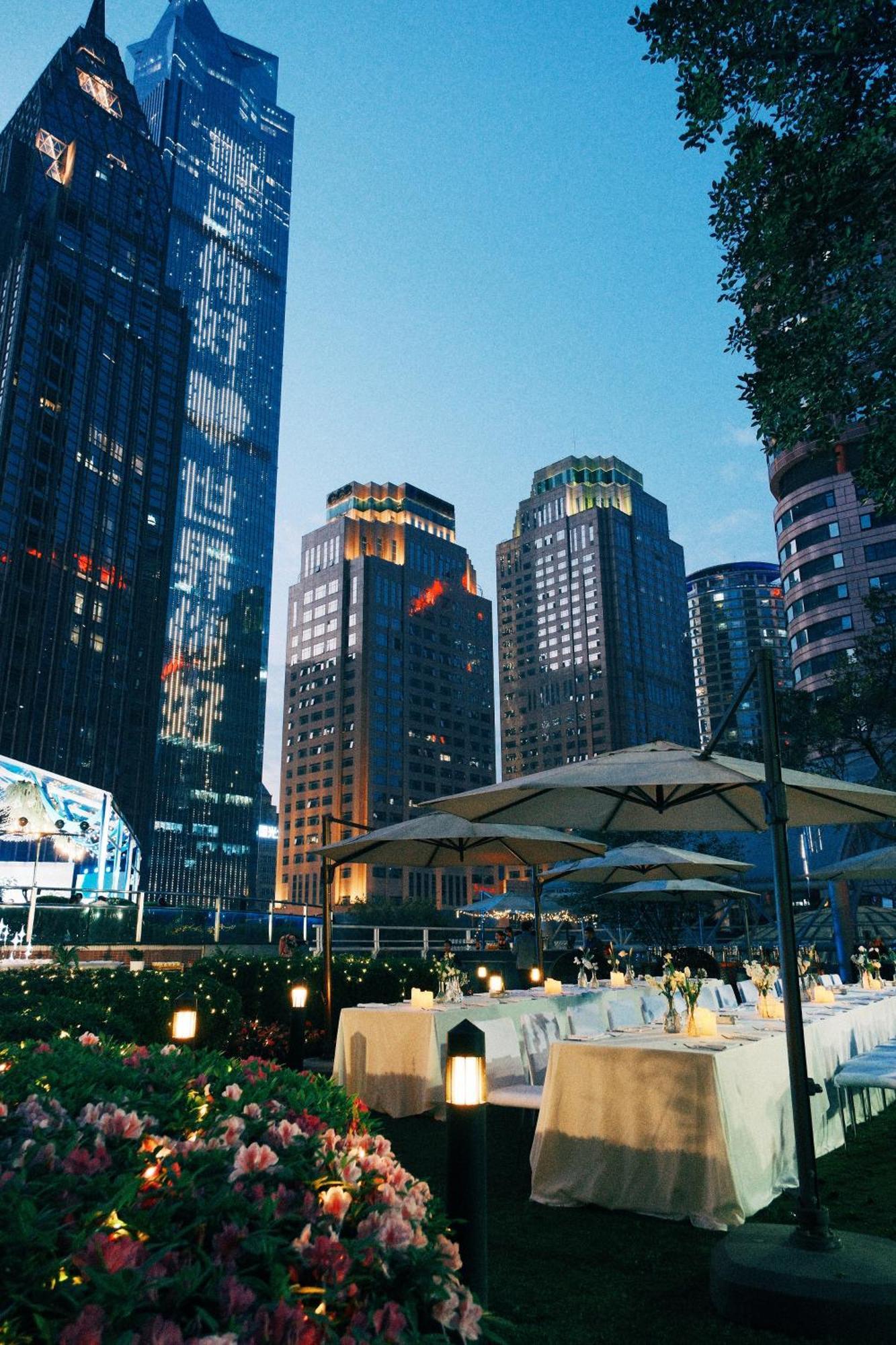 Hyatt Regency Metropolitan Chongqing Hotel Exterior photo